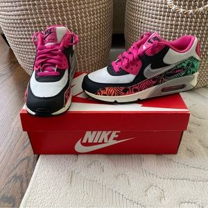 Air Max 90 Youth 5.5 / Women’s 7